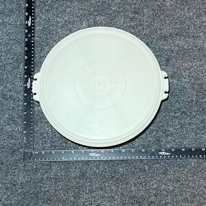 VTG TUPPERWARE Party Susan Divided Relish Tray‎ w/Lid White 6 Compartment 224-5